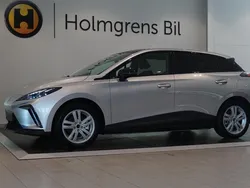 Grå/silver Begagnad 2023 MG MG4 EV Luxury Halvkombi | 306 650 kr (Superpris)