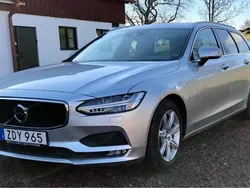 Silver Begagnad 2018 Volvo V90 Momentum Kombi | 195 000 kr (Marknadspris)