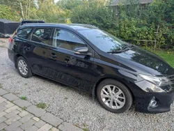 Svart Begagnad 2014 Toyota Auris Touring Sports Active Kombi | 85 000 kr (Marknadspris)