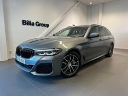 Grå Begagnad 2023 BMW 530e M Sport Kombi | 459 900 kr (Lite dyr)