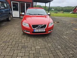 Röd Begagnad 2011 Volvo V70 R-Design Kombi | 67 500 kr (Marknadspris)