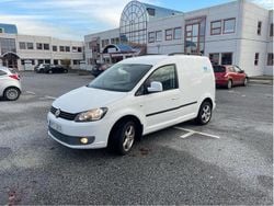 Vit Begagnad 2012 VW Caddy Minibuss | 45 000 kr (Bra pris)
