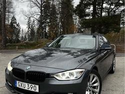 Grå Begagnad 2013 BMW 320 Sport Line Sedan | 94 500 kr (Bra pris)