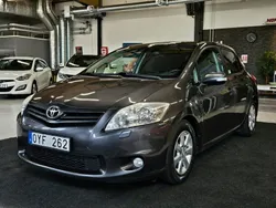 Mörkgrå Begagnad 2011 Toyota Auris Plus Halvkombi | 29 900 kr (Marknadspris)