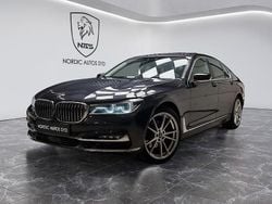 Mörkgrå Begagnad 2015 BMW 730 Executive Sedan | 329 900 kr (Marknadspris)