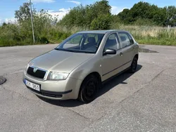 Brun Begagnad 2004 Skoda Fabia Halvkombi | 17 900 kr