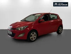 Röd Begagnad 2012 Hyundai i20 Premium Halvkombi | 59 000 kr (Marknadspris)