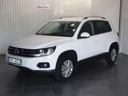 Vit Begagnad 2013 VW Tiguan Style SUV | 149 900 kr (Marknadspris)