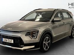Grå (grey) Begagnad 2024 Kia Niro SUV | 339 900 kr (Marknadspris)