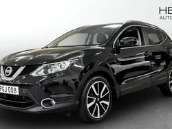 Svart (black) Begagnad 2017 Nissan Qashqai Pack SUV | 179 900 kr (Marknadspris)