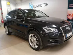 Svart (fantomsvart pärleffekt) Begagnad 2011 Audi Q5 Design SUV | 139 900 kr (Marknadspris)