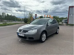 Grå Begagnad 2008 VW Golf VI Trendline Halvkombi | 45 000 kr (Marknadspris)