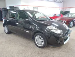 Svart Begagnad 2011 Renault Clio R.S. Halvkombi | 24 500 kr (Bra pris)
