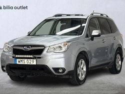 Silver Begagnad 2015 Subaru Forester SUV | 124 900 kr (Marknadspris)