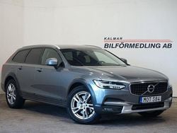 Grå Begagnad 2017 Volvo V90 CC Momentum Kombi | 259 900 kr (Lite dyr)