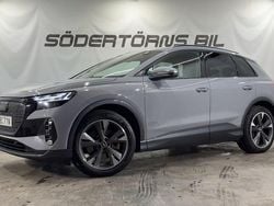 Grå Begagnad 2023 Audi Q4 e-tron Comfort SUV | 359 900 kr (Bra pris)