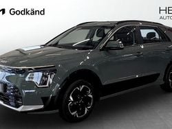 Grön (green) Begagnad 2022 Kia e-Niro SUV | 369 900 kr (Dyr)