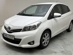 Vit Begagnad 2014 Toyota Yaris Edition | 89 800 kr (Superpris)