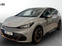 Ljusgrå (grå) Begagnad 2022 Cupra Born e-Boost Halvkombi | 324 900 kr (Marknadspris)