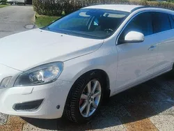 Vit Begagnad 2012 Volvo V60 Momentum Kombi | 62 000 kr (Bra pris)
