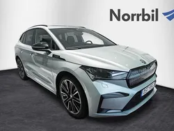Silver Begagnad 2021 Skoda Enyaq iV SUV | 399 900 kr (Marknadspris)