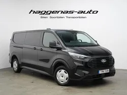 Svart Begagnad 2024 Ford Transit Custom Van | 459 000 kr (Marknadspris)