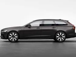 Grå Ny 2025 Volvo V90 Plus Kombi | 580 600 kr (Dyr)