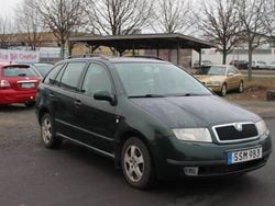 Mörkgrön Begagnad 2001 Skoda Fabia Halvkombi | 15 000 kr (Marknadspris)