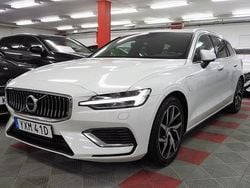 Vit Begagnad 2021 Volvo V60 Inscription Kombi | 269 500 kr (Superpris)
