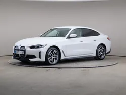 Vit Begagnad 2022 BMW i4 Sedan | 429 000 kr (Bra pris)