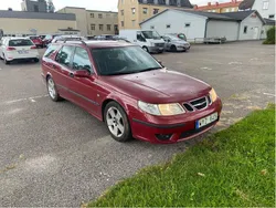 Röd Begagnad 2005 Saab 9-5 Vector Kombi | 25 000 kr (Marknadspris)