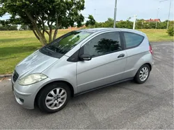 Silver Begagnad 2005 Mercedes A170 Classic Halvkombi | 15 000 kr (Marknadspris)