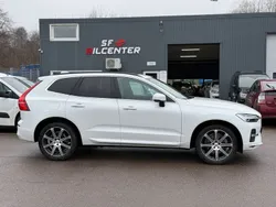 Vit Begagnad 2022 Volvo XC60 Momentum SUV | 399 900 kr (Marknadspris)