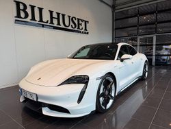 Vit Begagnad 2020 Porsche Taycan Turbo Sedan | 719 900 kr