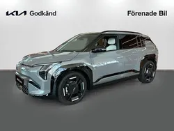 Grå Begagnad 2024 Kia EV3 GT-Line SUV | 539 000 kr (Marknadspris)
