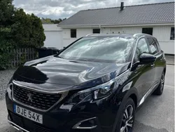 Svart Begagnad 2020 Peugeot 5008 GT-line Minibuss | 195 000 kr