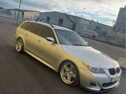 Silver Begagnad 2005 BMW 545 M Sport Kombi | 90 000 kr