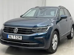 Mörkblå Begagnad 2022 VW Tiguan SUV | 245 000 kr