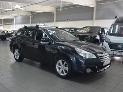 Mörkgrå (grå) Begagnad 2013 Subaru Outback SUV | 119 900 kr (Lite dyr)