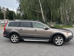 Grå Begagnad 2010 Volvo XC70 Summum SUV | 129 000 kr (Marknadspris)