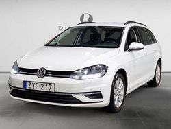 Vit Begagnad 2018 VW Golf VII Kombi | 134 900 kr (Marknadspris)