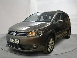 Brun Begagnad 2015 VW Touran Cross Minibuss | 115 000 kr (Superpris)