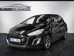 Svart Begagnad 2012 Peugeot 308 Halvkombi | 39 900 kr (Marknadspris)