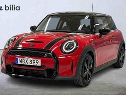 Röd Begagnad 2023 Mini Cooper S Halvkombi | 244 900 kr
