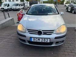 Silver Begagnad 2006 VW Golf V Trendline Halvkombi | 8 000 kr (Superpris)
