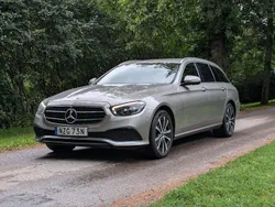 Silver Begagnad 2022 Mercedes E300 Kombi | 239 000 kr