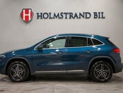 Blå Begagnad 2021 Mercedes EQA250 AMG line SUV | 349 900 kr