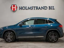 Blå Begagnad 2021 Mercedes EQA250 AMG line SUV | 359 900 kr (Marknadspris)