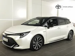 Vit Begagnad 2021 Toyota Corolla Sport Kombi | 264 900 kr (Marknadspris)