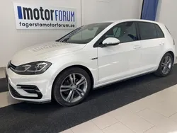 Vit Begagnad 2019 VW Golf VII R-line Halvkombi | 204 900 kr (Marknadspris)
